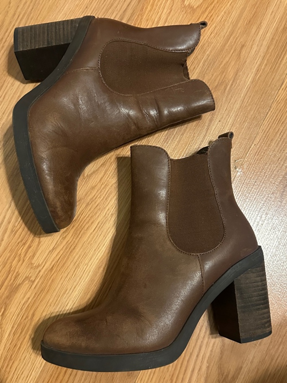Crown Vintage Classic Brown Women's Chelsea Block Heel Ankle Boots
